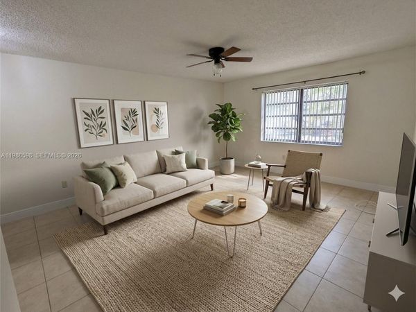 4050 NW 135th St, Unit 8-9, Opa-Locka, FL 33054