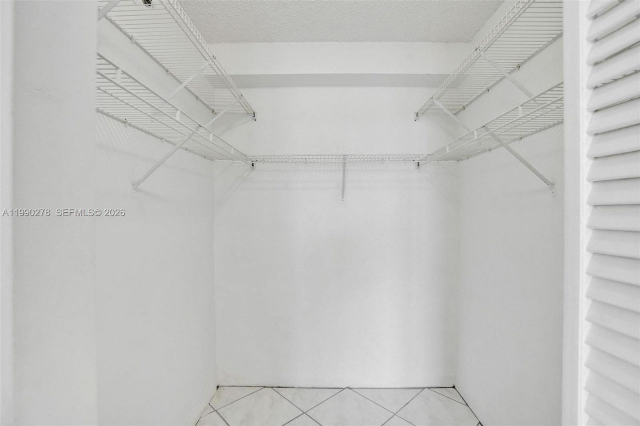 6767 Collins Ave , Unit 304, Miami Beach, FL 33141 Photo