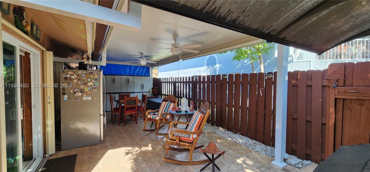 15585 SW 76th Ln, Unit A81-8, Miami, FL 33193 Photo