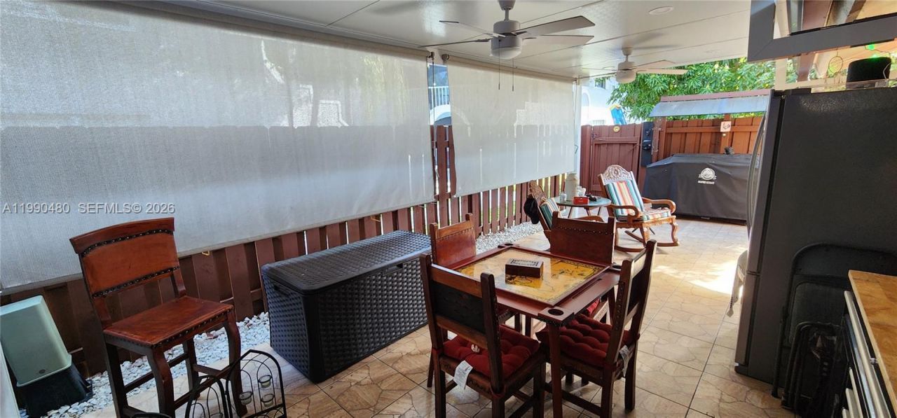 15585 SW 76th Ln, Unit A81-8, Miami, FL 33193 Photo