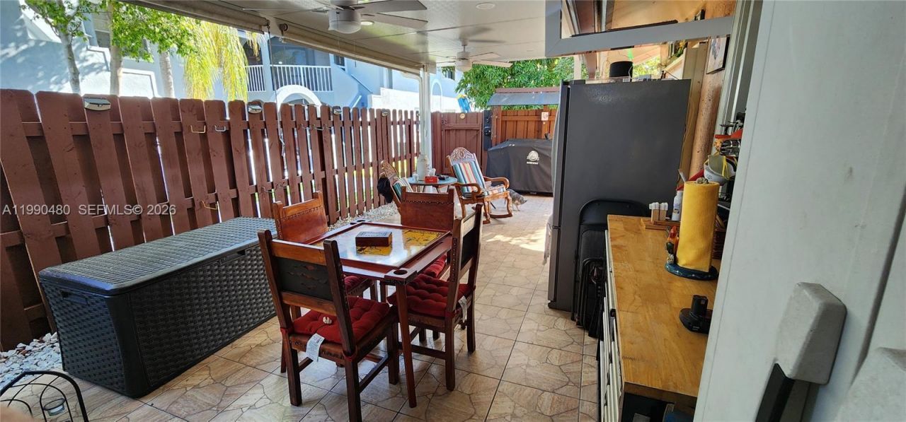 15585 SW 76th Ln, Unit A81-8, Miami, FL 33193 Photo