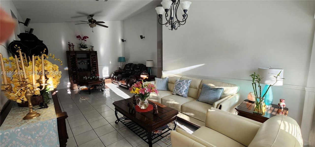 15585 SW 76th Ln, Unit A81-8, Miami, FL 33193 Photo