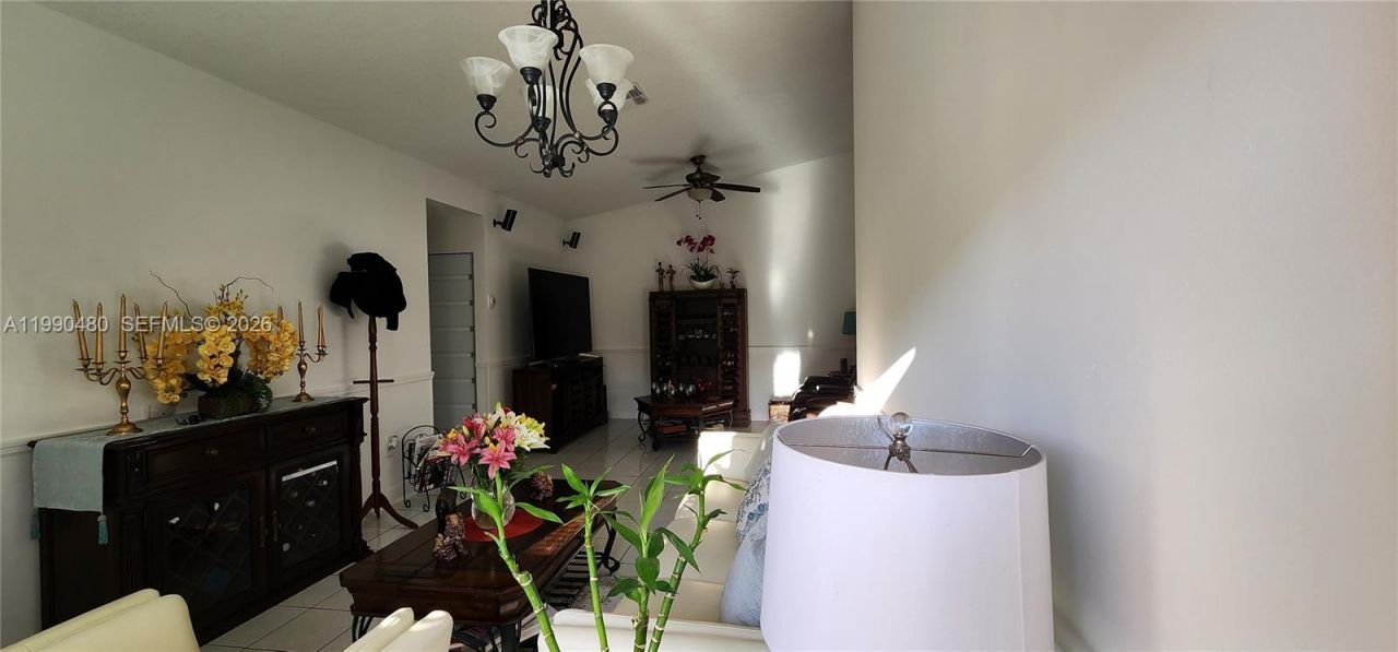 15585 SW 76th Ln, Unit A81-8, Miami, FL 33193 Photo