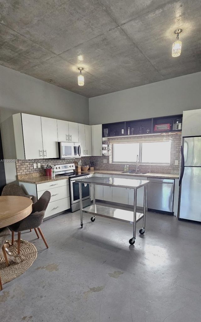 721 SE 12th Ct, Unit 4, Fort Lauderdale, FL 33316 Photo