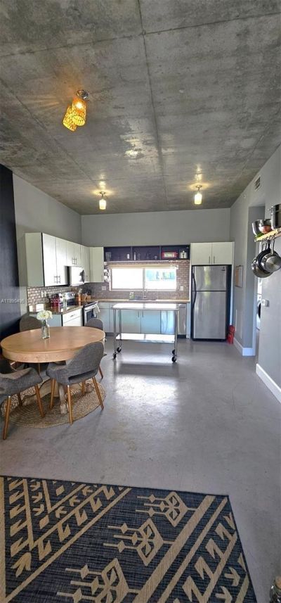 721 SE 12th Ct, Unit 4, Fort Lauderdale, FL 33316 Photo