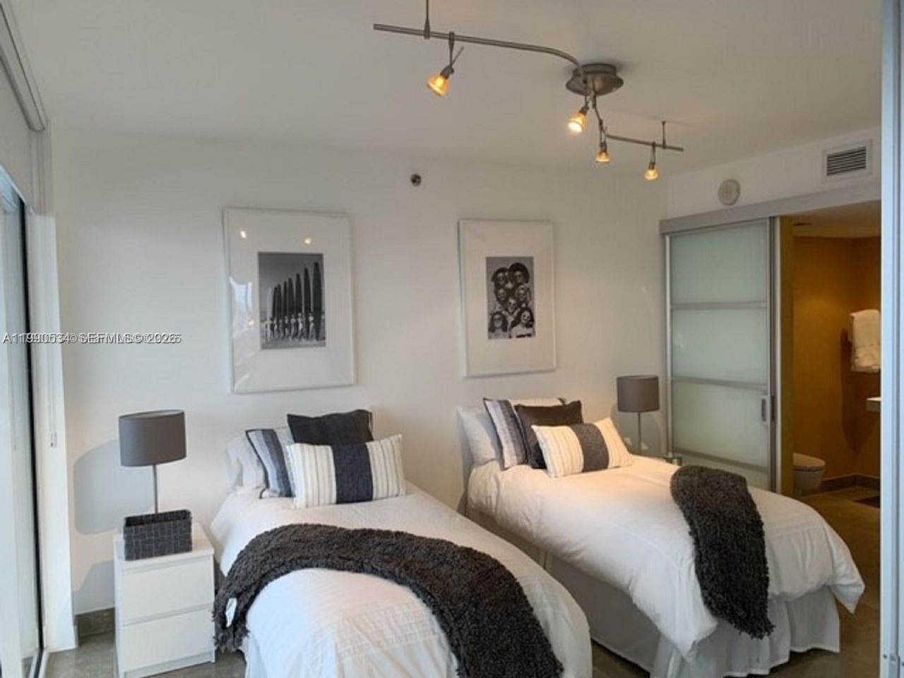 1830 S Ocean Drive, Unit 4608, Hallandale Beach, FL 33009 Photo
