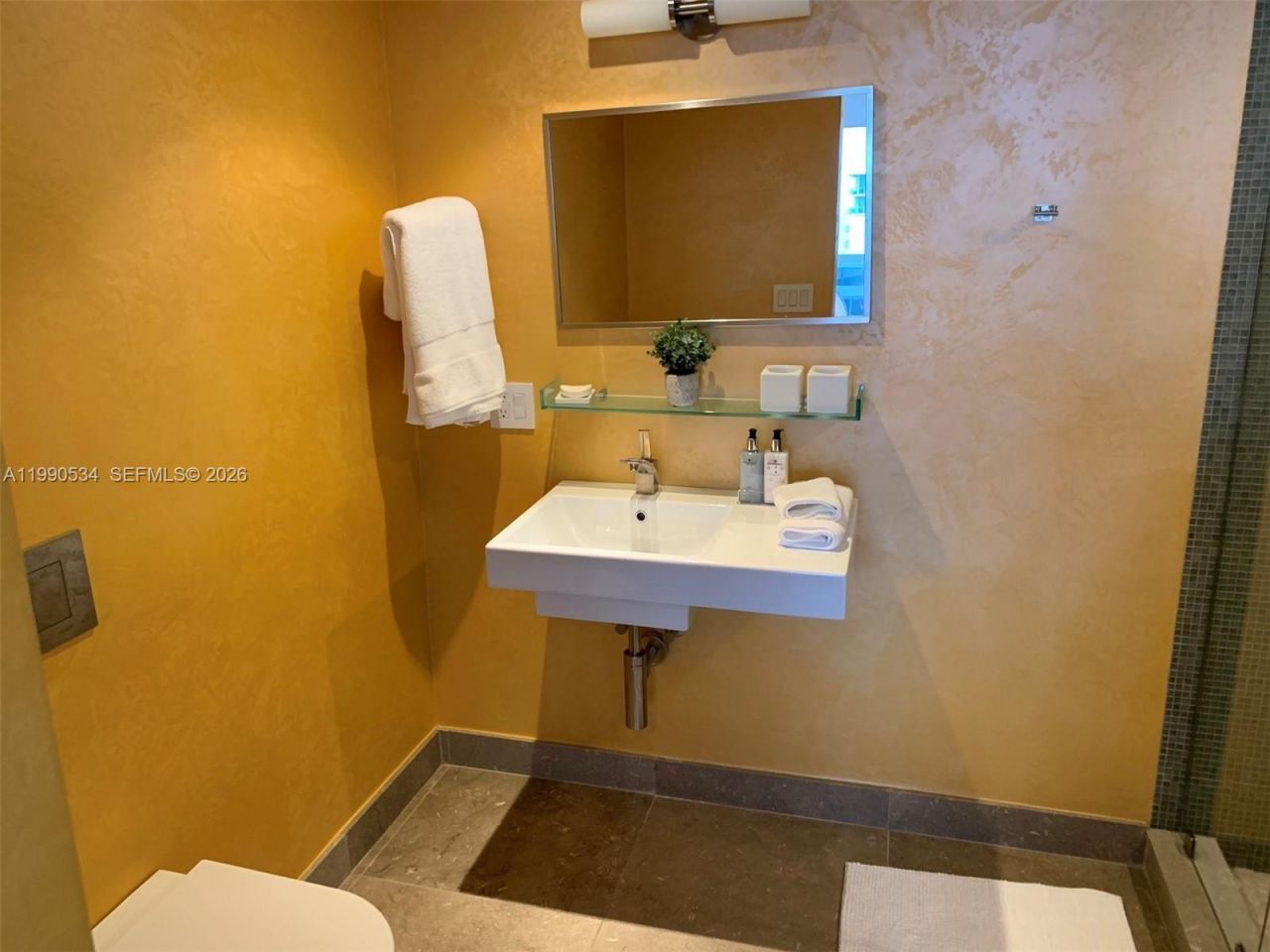 1830 S Ocean Drive, Unit 4608, Hallandale Beach, FL 33009 Photo