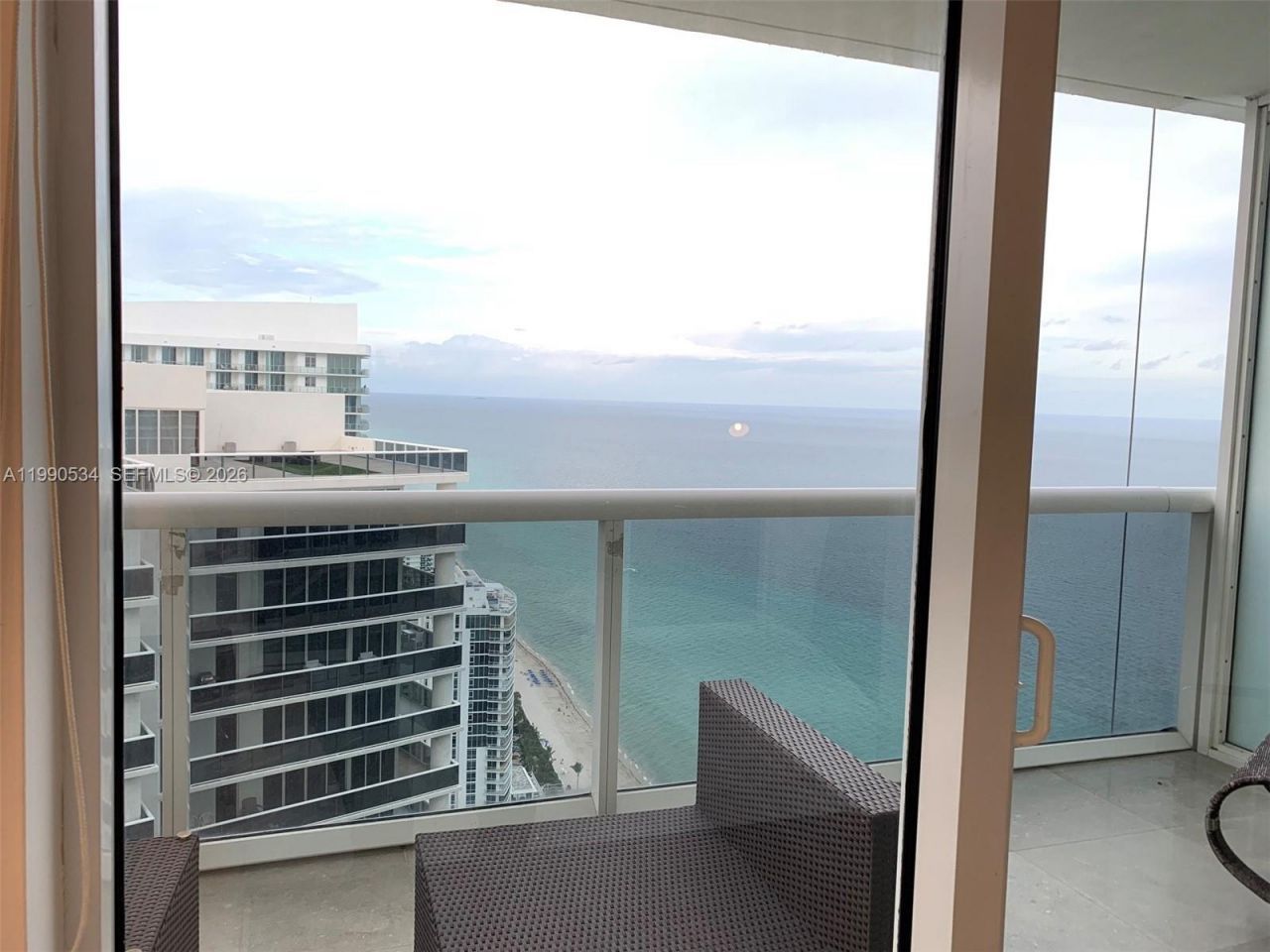 1830 S Ocean Drive, Unit 4608, Hallandale Beach, FL 33009 Photo