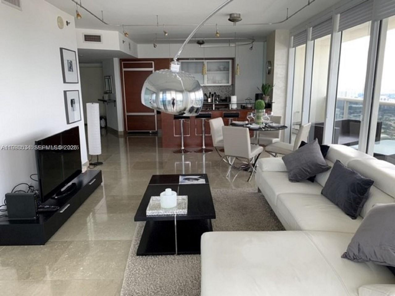 1830 S Ocean Drive, Unit 4608, Hallandale Beach, FL 33009 Photo