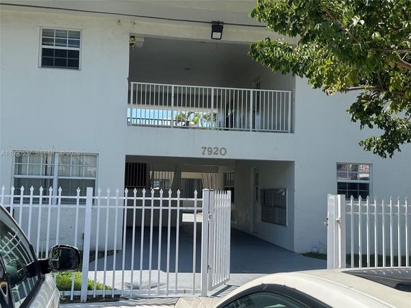 7920 East Dr, Unit 11, North Bay Village, FL 33141