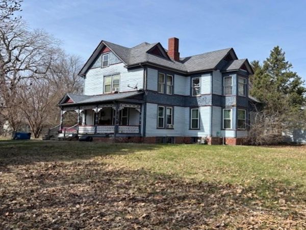 113 E CHARLES Street, Buffalo, IL 62515