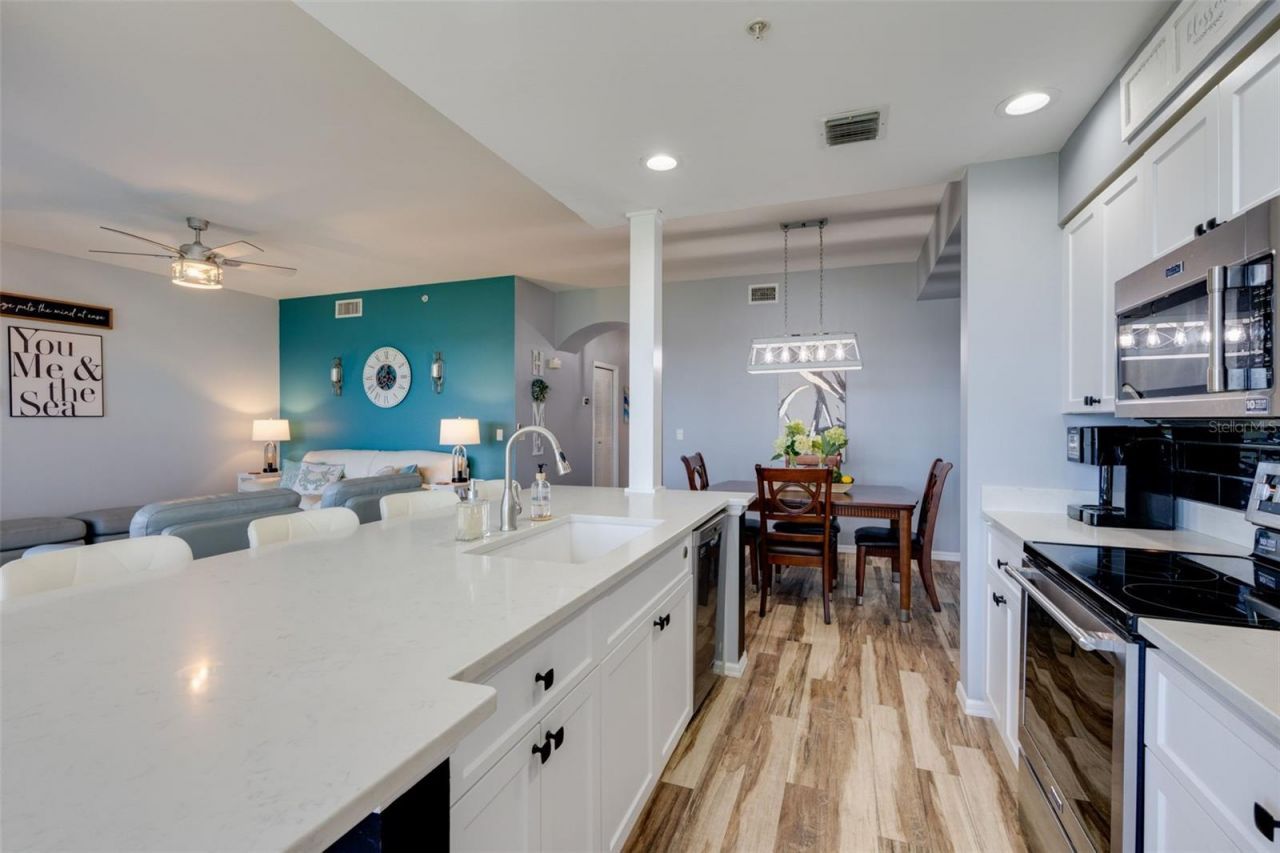 8096 Queen Palm Lane , Unit 217, Fort Myers, FL 33966 Photo