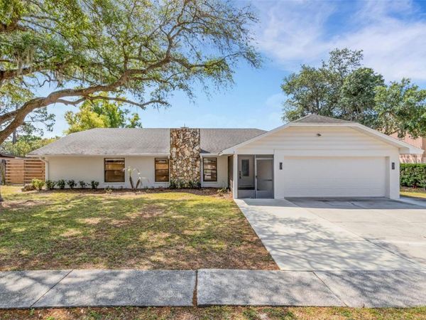 126 WOODSIDE DRIVE , LAKELAND, FL 33813