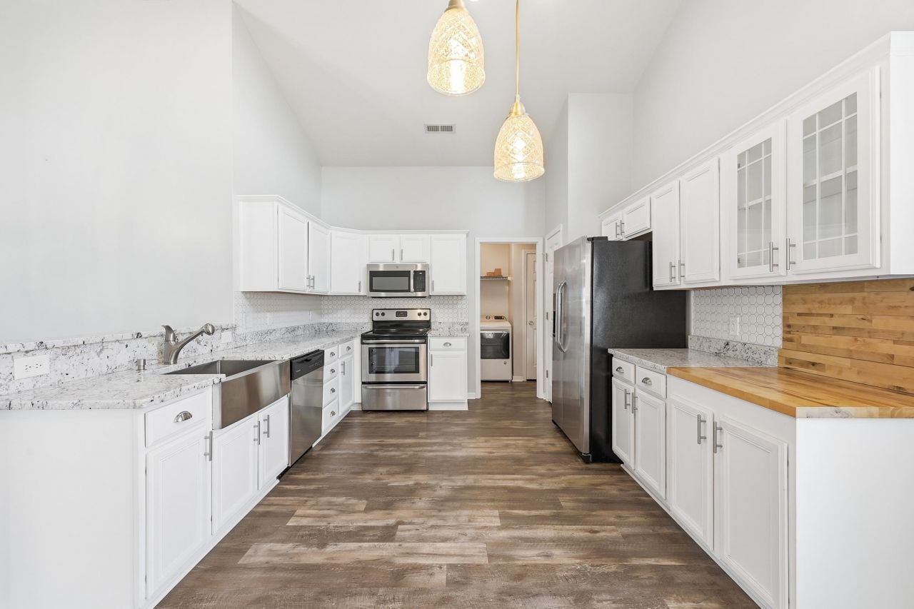 2016 Saltwater St. Photo 17