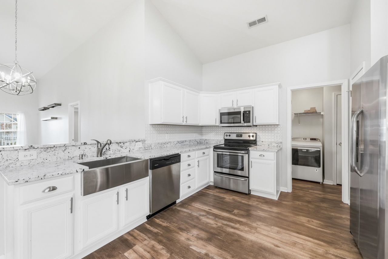 2016 Saltwater St. Photo 18