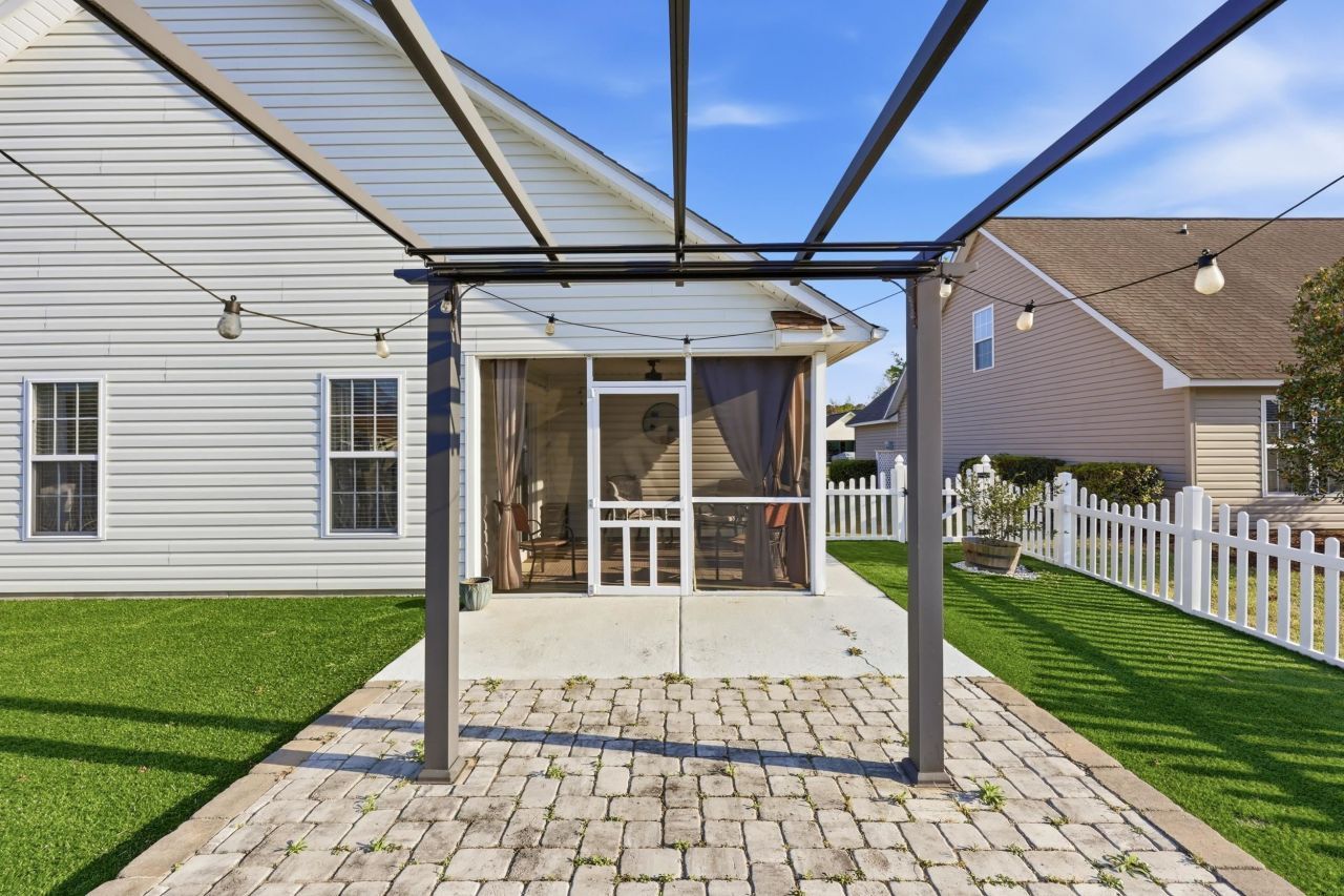 2016 Saltwater St. Photo 38