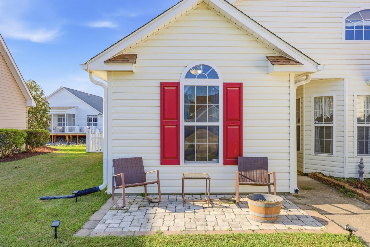 2016 Saltwater St. Photo 4