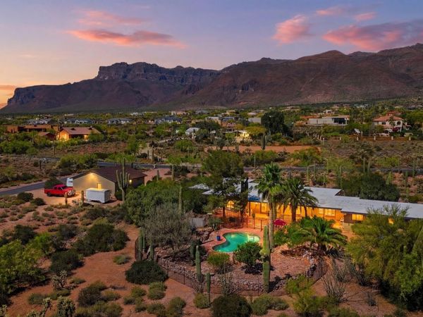 10685 E Valley View Drive, Gold Canyon, AZ 85118