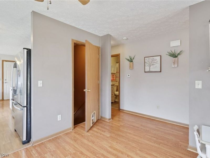 134 Hazelwood Avenue, Barberton, OH 44203 Photo 10