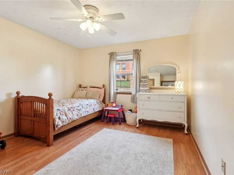 134 Hazelwood Avenue, Barberton, OH 44203 Photo 18