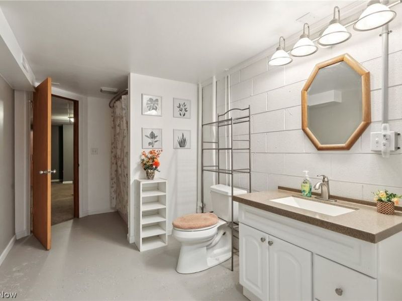 134 Hazelwood Avenue, Barberton, OH 44203 Photo 31