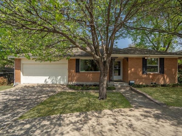 2461 Highland Road , Dallas, TX 75228