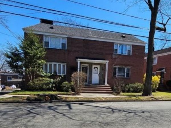 142 Tuxedo Pkwy, Unit 1, Newark, NJ 07106