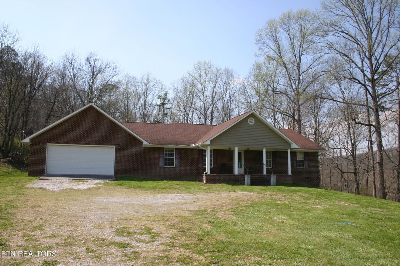 163 Upper Clear Creek Rd, Andersonville, TN 37705 Main Photo
