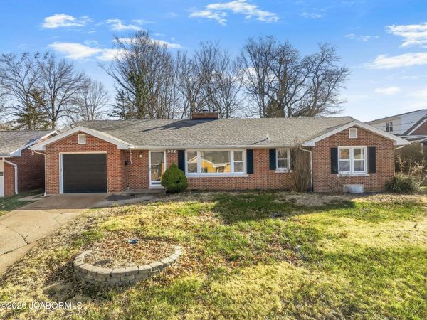 310 CREST DRIVE, Jefferson City, MO 65109