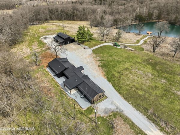 56836 STRING CREEK ROAD, California, MO 65018