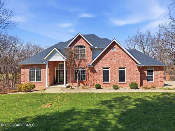 1924 SYLVAN HILLS ROAD, Jefferson City, MO 65109