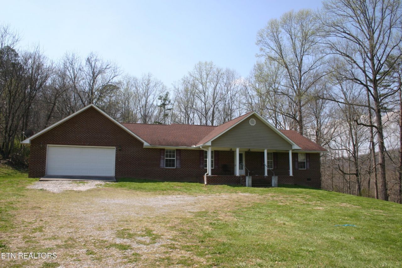 163 Upper Clear Creek Rd, Andersonville, TN 37705 Main Photo