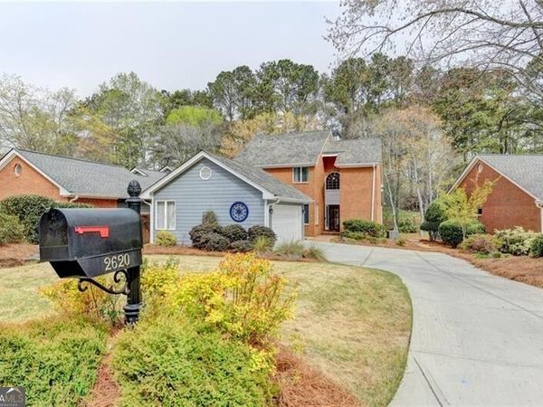 2620 Camden Glen Court, Roswell, GA 30076
