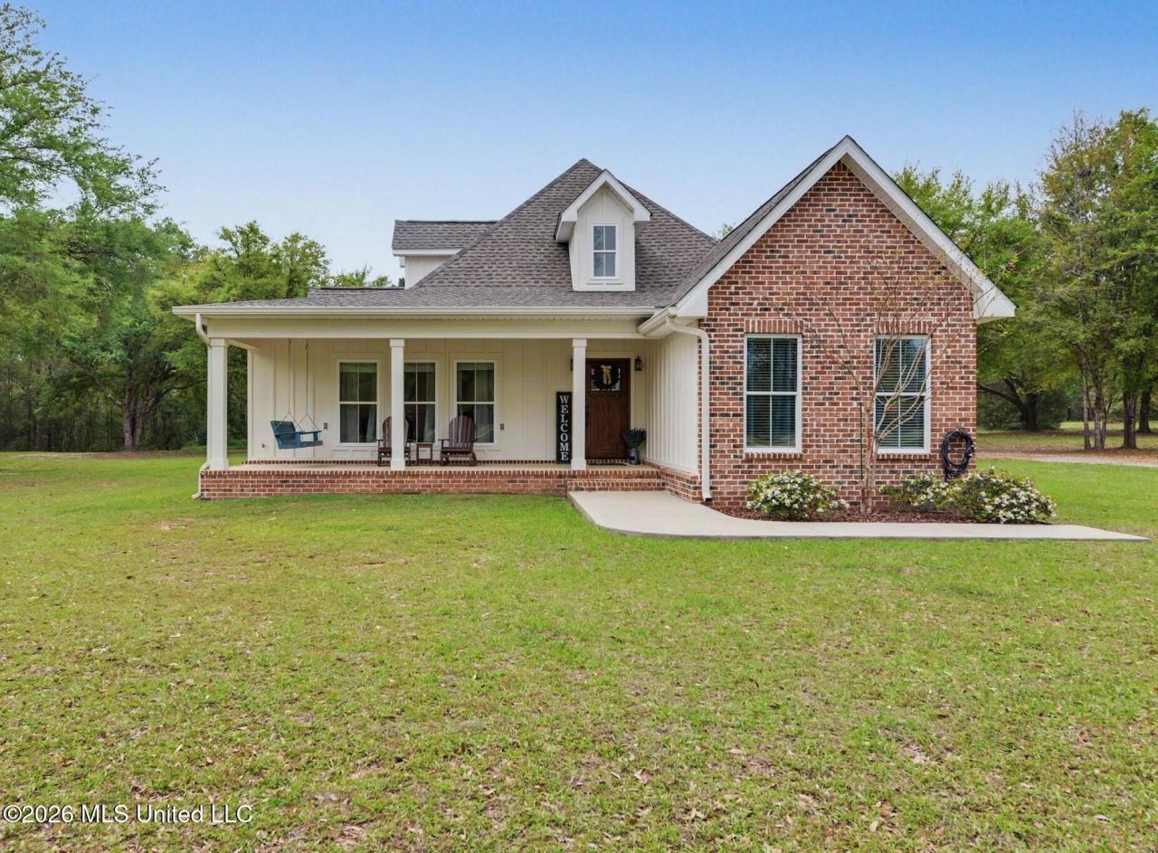 107 Blue Lakes Drive, Lucedale, MS 39452 Main Photo