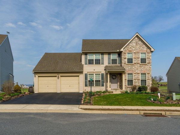 47 DAWKINS DRIVE, EAST EARL, PA 17519