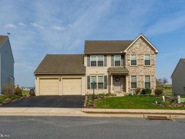 47 DAWKINS DRIVE, EAST EARL, PA 17519