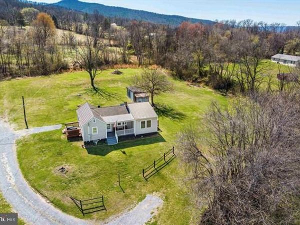 160 HONEYSUCKLE LANE, STANLEY, VA 22851