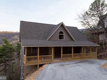 250 ACCESS DRIVE , MCGAHEYSVILLE, VA 22840