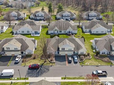 15 LADY SLIPPER LANE, LANGHORNE, PA 19047