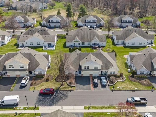 15 LADY SLIPPER LANE , LANGHORNE, PA 19047