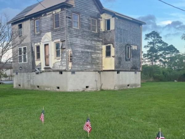 20394 SAXIS ROAD, SAXIS, VA 23427