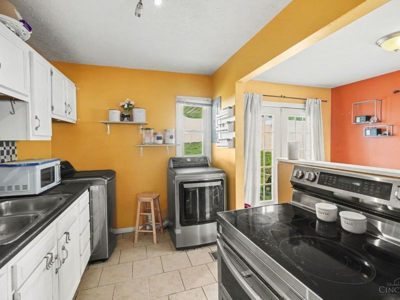 6715 Newbridge Drive, Colerain Township, OH 45239 Photo 12