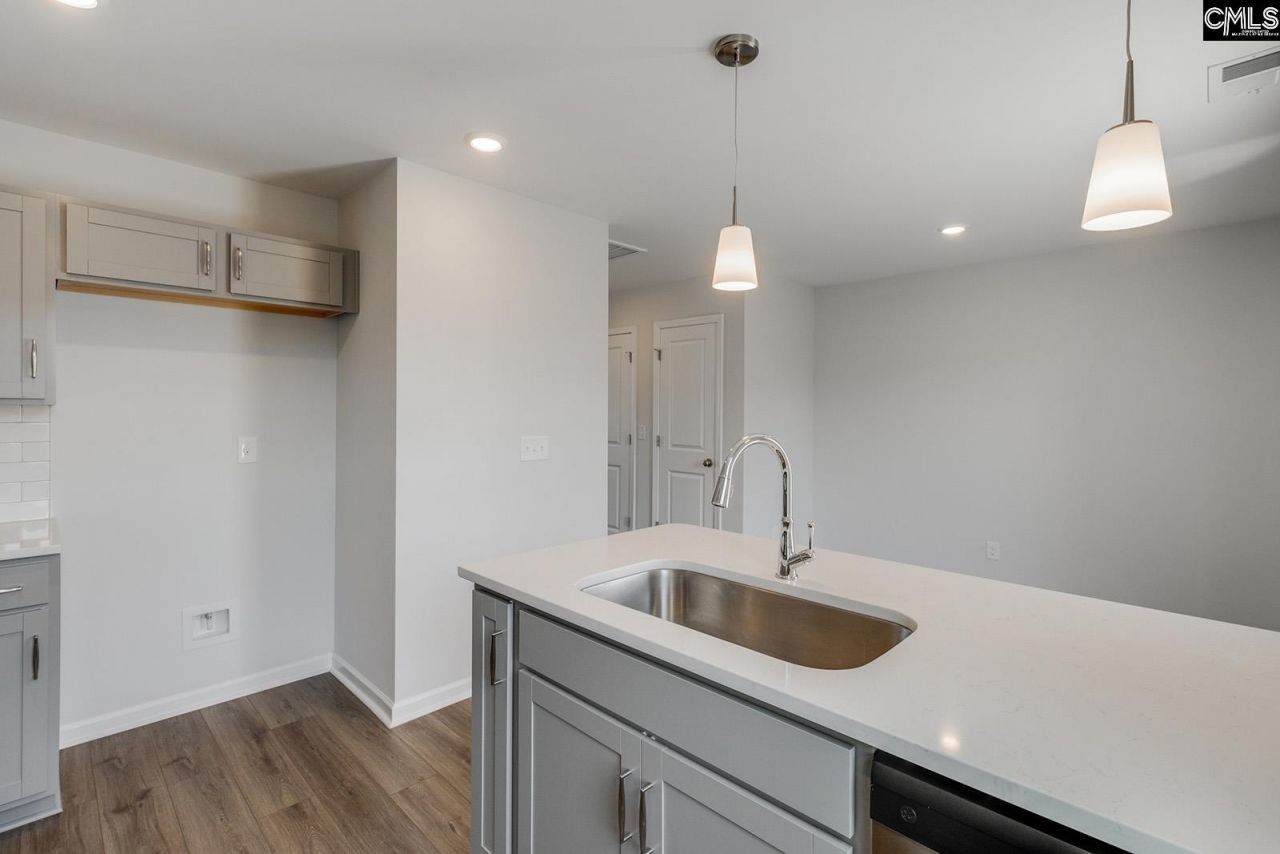 3034 Harborview Drive Photo 12