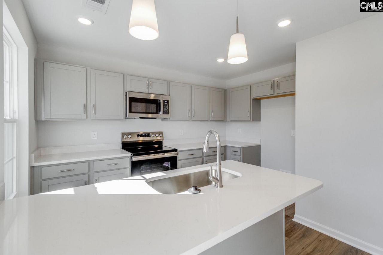 3034 Harborview Drive  Photo 7