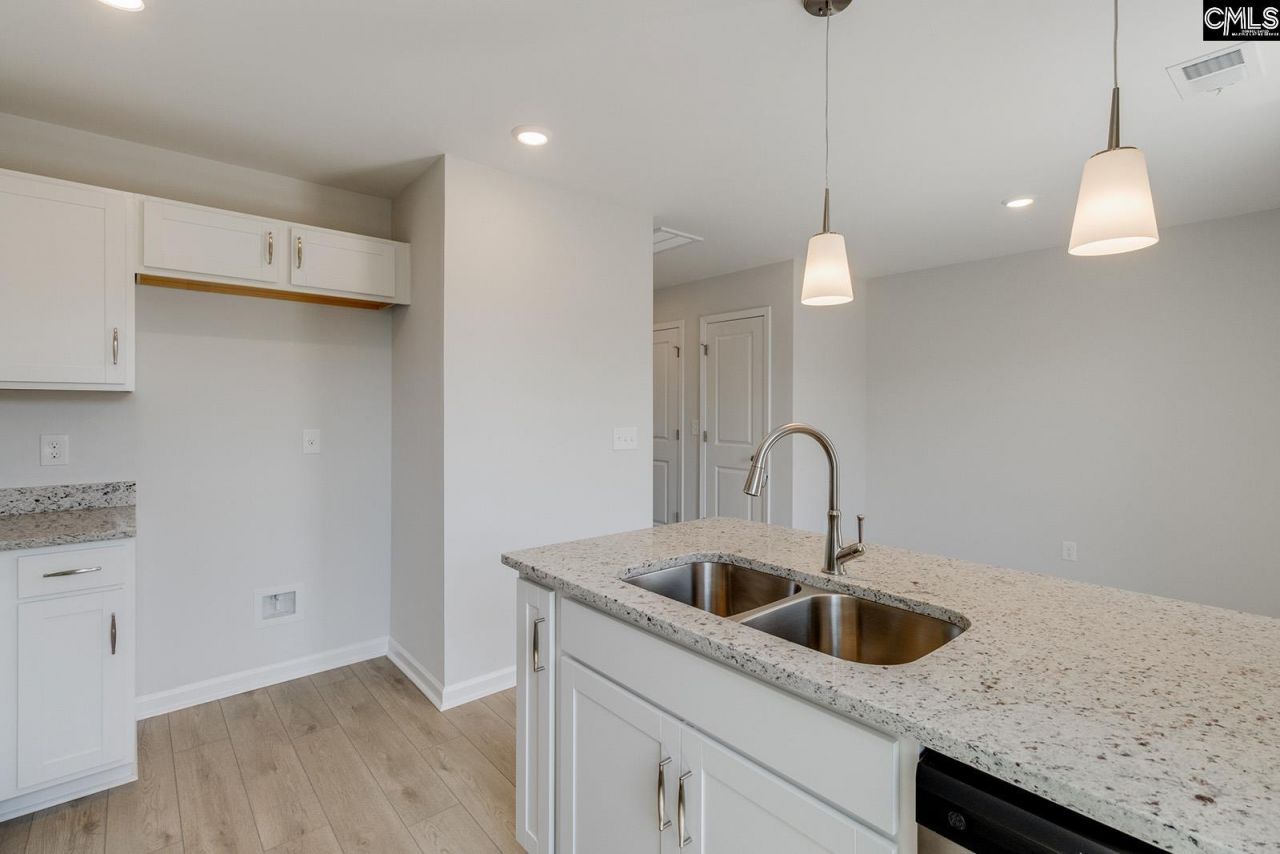 3030 Harborview Drive Photo 11