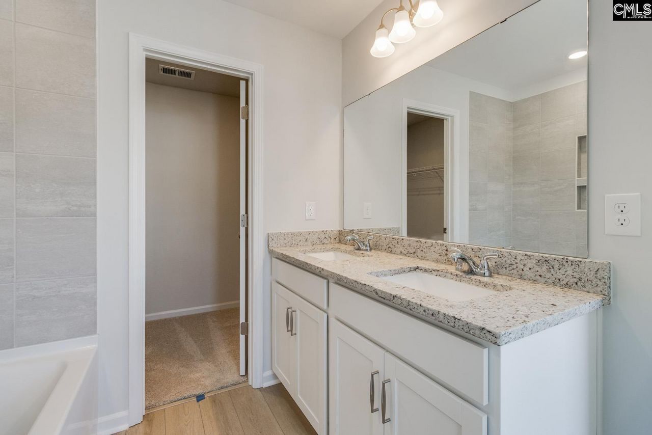 3030 Harborview Drive Photo 18