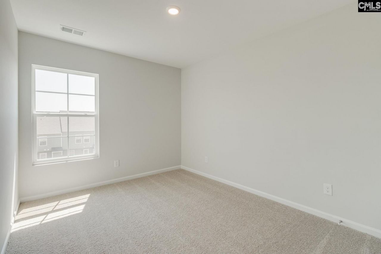 3030 Harborview Drive Photo 22