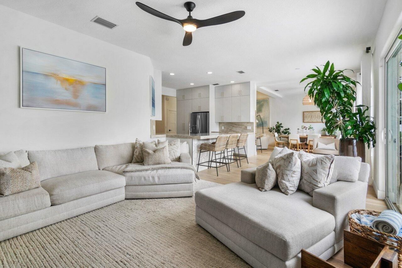 1211 Delray Lakes Drive, Delray Beach, FL 33444 Photo