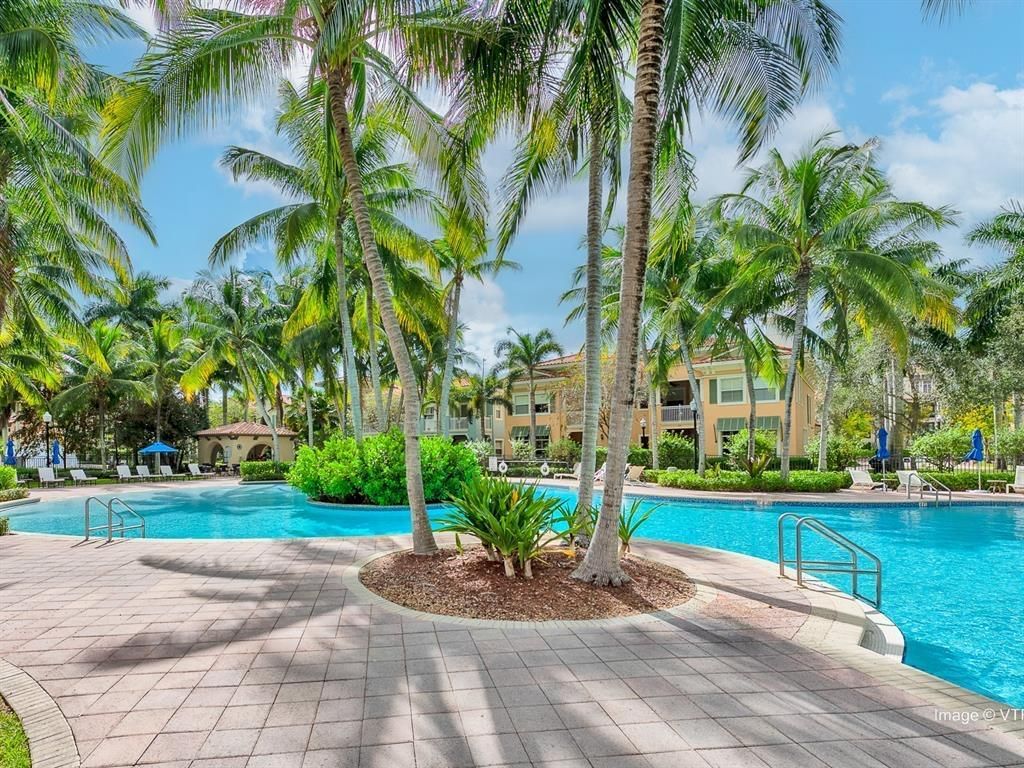 3055 NW 126th Avenue, Unit 323, Sunrise, FL 33323 Photo