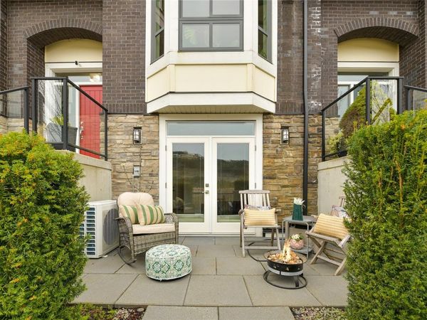 2826 Turnstyle Cres, Langford, BC V9B 0T8